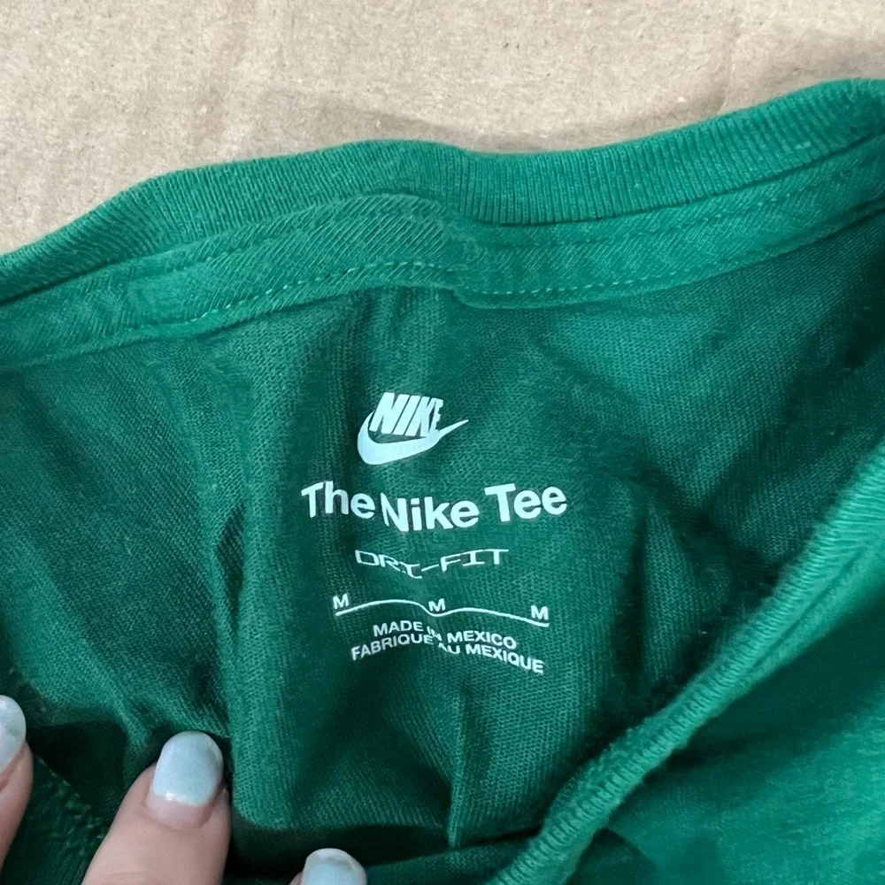 Nike Green Dri-Fit Tank Top Size Medium